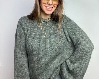 Beautiful Real vintage gray and green loose sweater with bell sleeves hand made wool loose