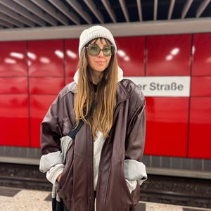 Blouson aviateur vintage en cuir bordeaux oversize grand homme L XL XXL femme boxy années 80 streetwear rétro moto biker aubergine super doux printemps