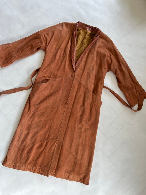 Long leather Suede vintage coat trench Brown belt… - image 8