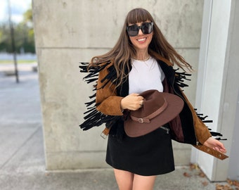 Vintage jas met franjes, cowboy westernstijl, echt leer, suède, lange franjes, oversized maat L, boho, zwart, bruin, beige, Indiase stijl, Coachella.