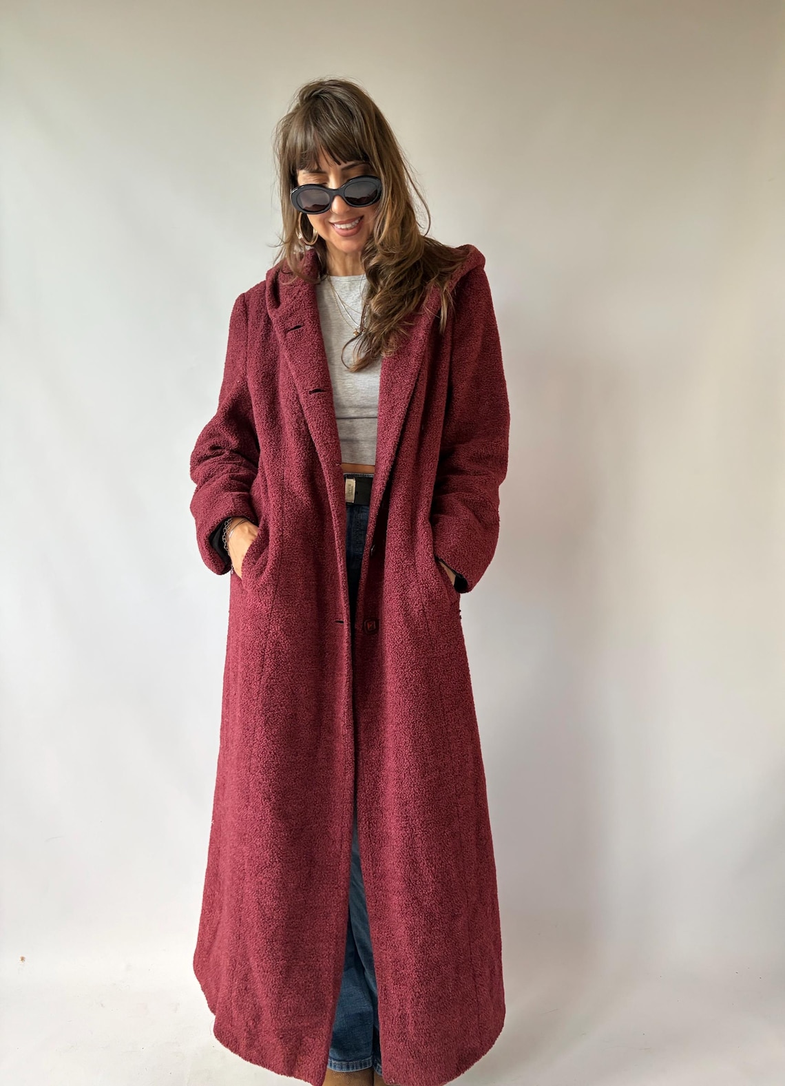 Vintage Burgundy Virgin Wool Bouclé Hooded Coat 80s 90s Long Burgundy Wool Maxi Coat Warm Hood Trench Coat (Size M L) full length autumn, foto 4 de 5