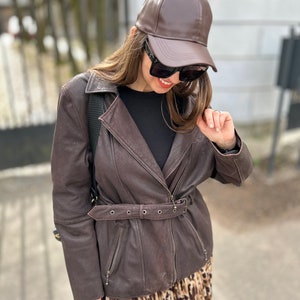 veste de motard en cuir marron vintage pour femme motard moto avec ceinture, ajustée en cuir naturel véritable doux en détresse L