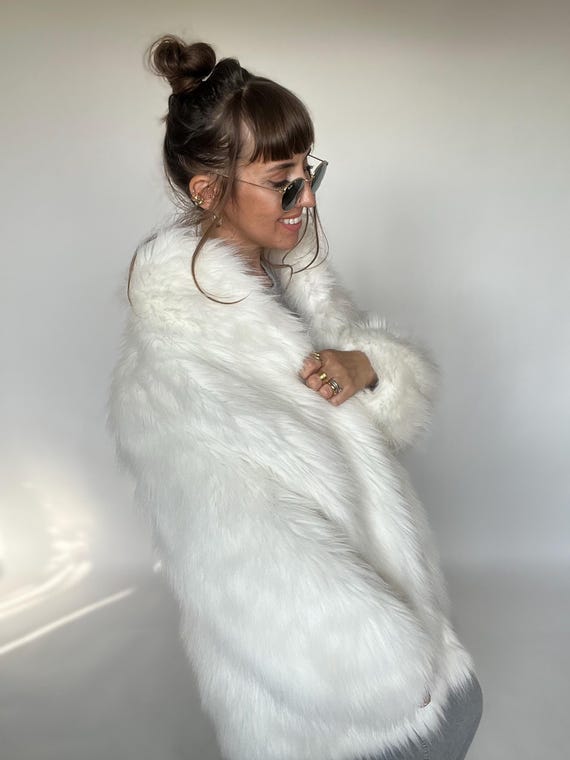 【muguet】shaggy long coat ivory Vintage Faux Fur Coat Silver White Fox Mink Oversized