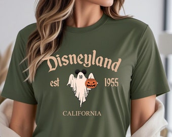 Retro Disneyland Halloween Shirt,Disneyland Sweatshirt,Halloween Sweatshirt,Mickey Halloween Tee,Disneyland Vacation Shirt,Cute Ghost Shirt
