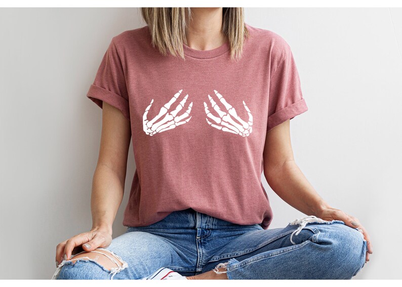 Skeleton Hand Shirt,Hand Bra Shirt,Skeleton Hand Bra Shirt,Funny Halloween Shirt,Halloween Party Shirt,Halloween Shirt,Funny Halloween Gift bild 4
