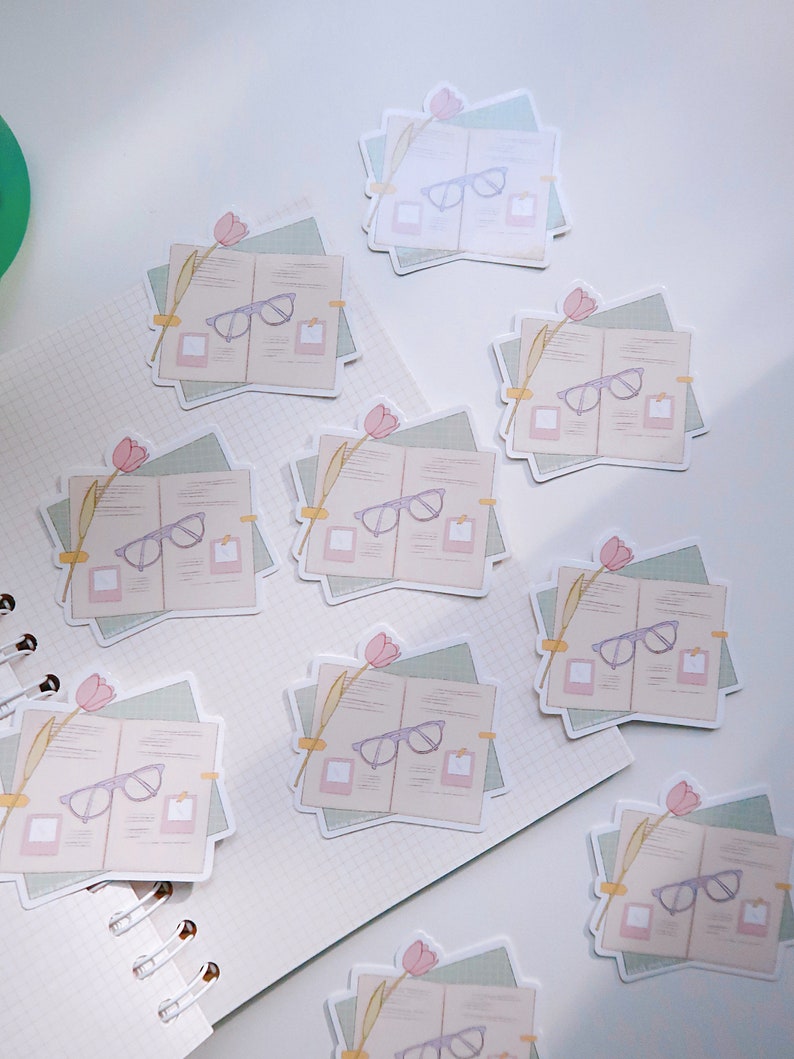 Book Notes Vinyl Sticker, Cute Notetaking Sticker, Christmas Stocking ...