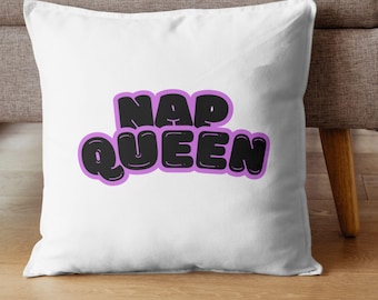 Nap Queen SVG: 面白い眠そうなシャツのデザイン (デジタルダウンロード)