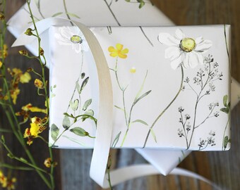 Beautiful Floating Daisies Floral Wrapping Paper (Sustainable, Zero Waste, Dissolvable, Plastic Free, Flower Gift Wrap, Eco Friendly)