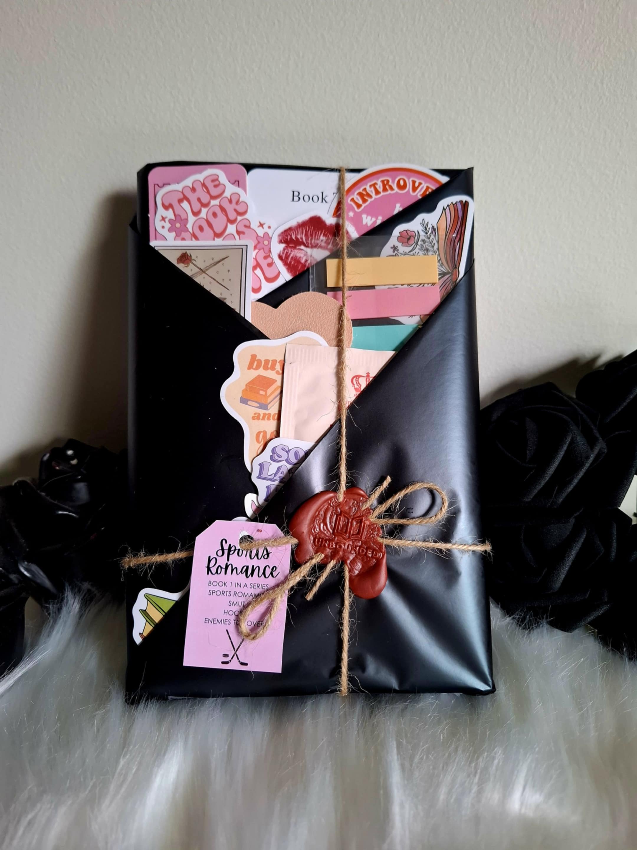 Mystery Wrapped Book Gift Set: Blind Date With a Book - Etsy Australia