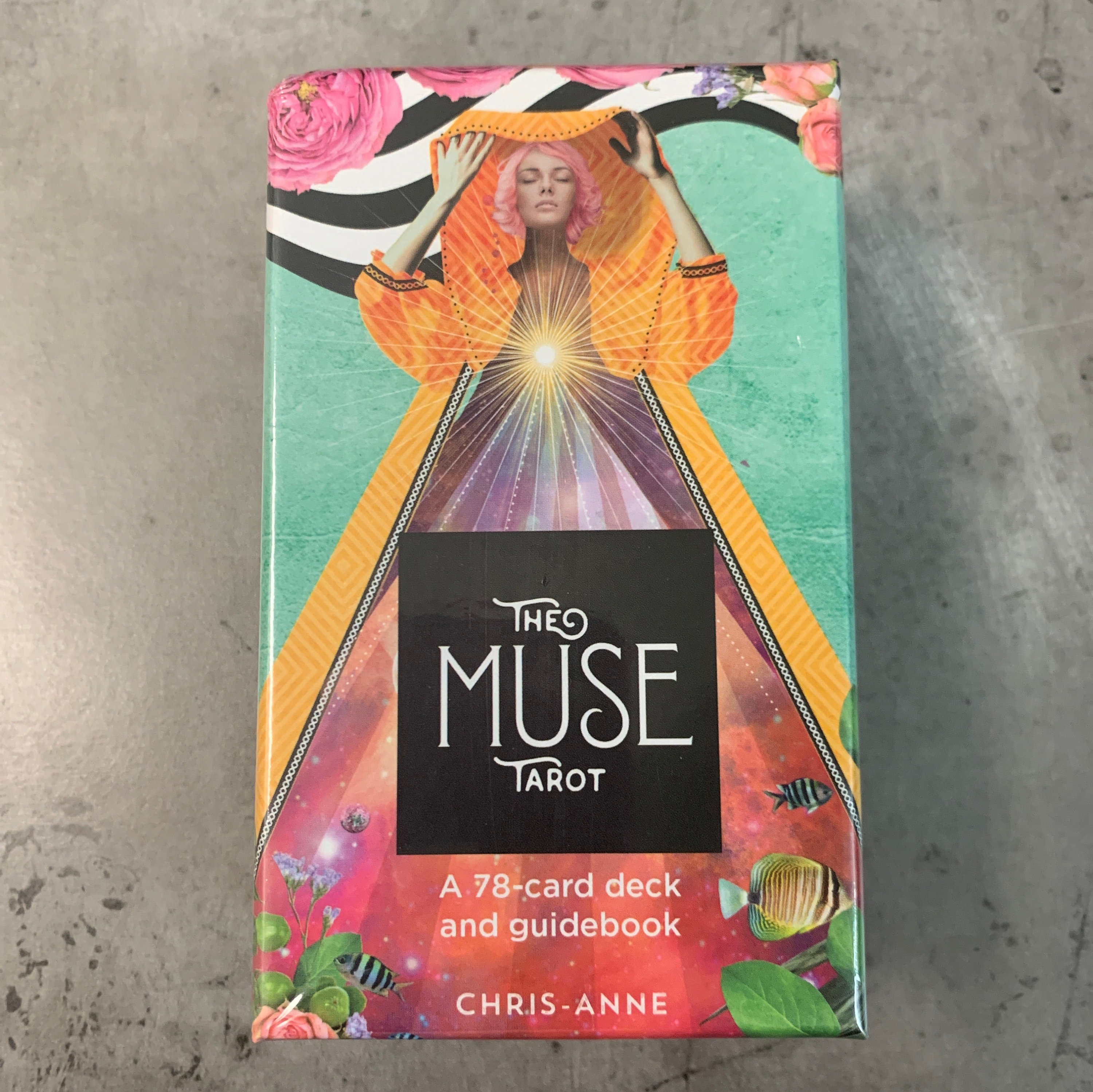 The Muses of Tarot Collectible Box Set:Deluxe Full-Color Guidebook and 46  Beauty