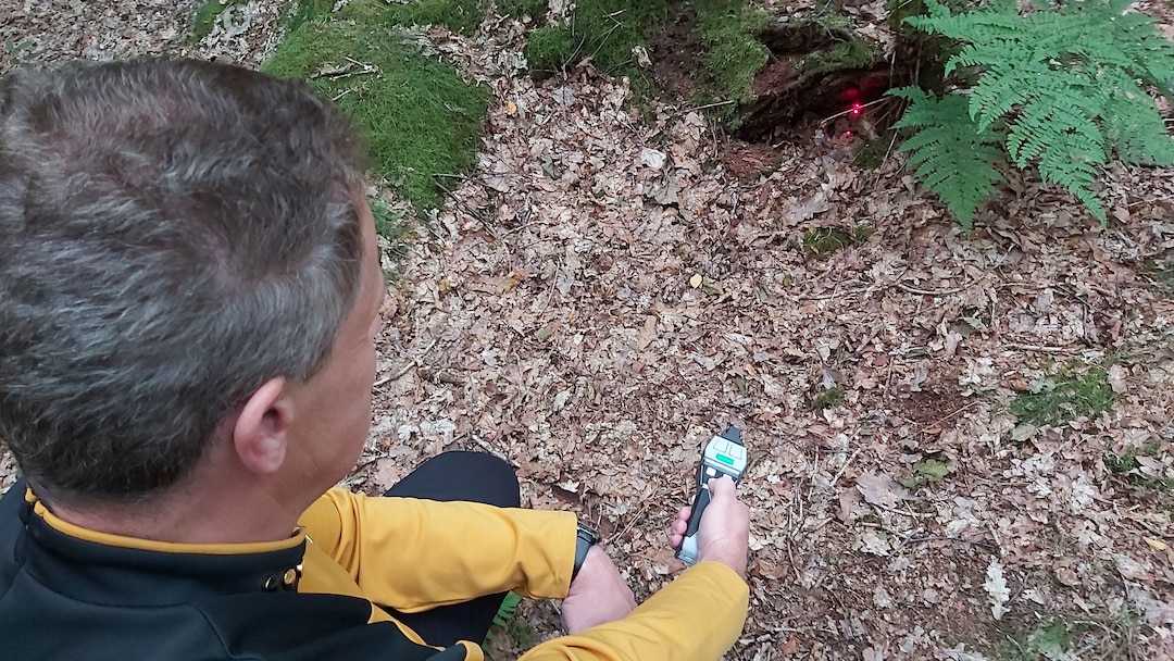 3D Printed Trek Phaser Prop: Red Beam, USB Rechargeable. Now a Few UV ...