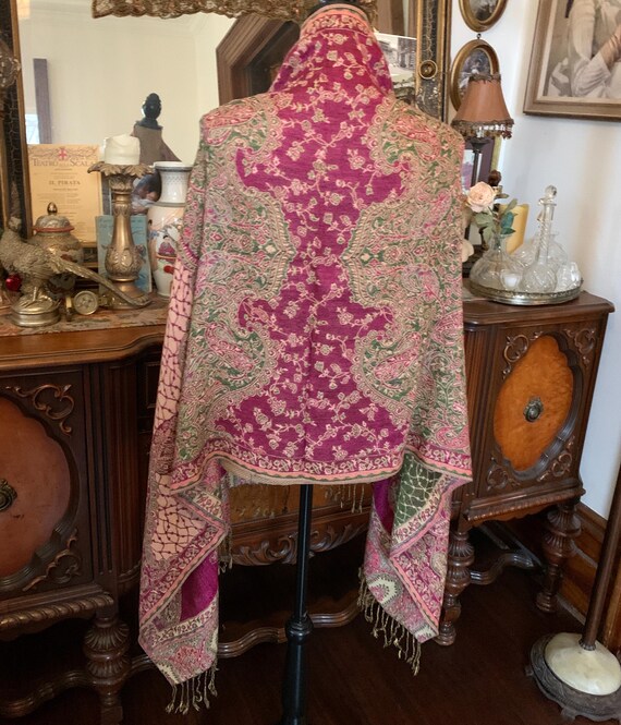 Vintage Exotic Floral Paisley Boho Hippie Gypsie Victorian-inspired Versatile, 2-Sided Shawl View 6