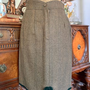 Vintage 80's/90's Adorable Italian Giorgio Gratti Classic Chevron Wool Skirt with Velvet Trim and Bow-Tie Detail
