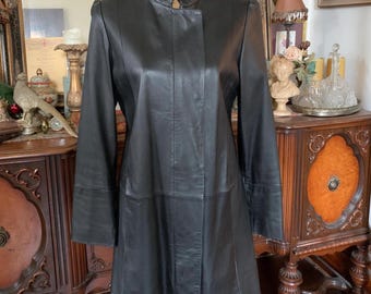 Manteau trench-coat en cuir noir style Matrix, longueur genou, inspiration gothique vintage