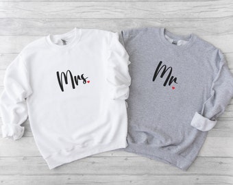 Mr and Mrs Sweatshirt, Bridal Shower Gift, Groom Gift, Honeymoon Sweatshirt, Matching Sweaters, Groom Sweatshirt, Couples Sweatshirt