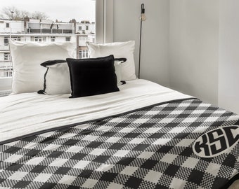 Personalized Gingham Blanket Monogram Blanket, Gingham Pattern Custom Sofa Throw Blanket Retro Plaid Blanket Monogram Gift Housewarming Gift