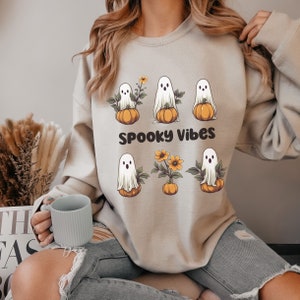 Retro Floral Ghost Sweatshirt Spooky Vibes Sweatshirt, Funny Halloween Shirt Crewneck Halloween Sweatshirt Cute Spooky Vibes Shirt