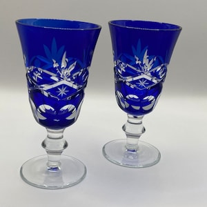 Edo Kiriko Vintage Blue Wine Glasses – Pair of Hand-Cut Crystal Sake Cups – Made in Japan