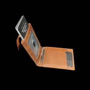 GRIFFIN - Top Grain Leather Hybrid Wallet