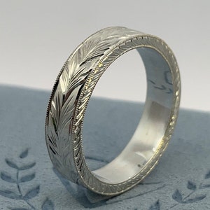 Hand engraved wedding band. 14K or 18K solid Gold