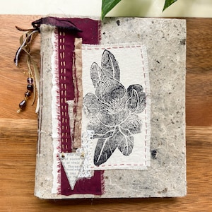 Carnet cartonné à couverture rigide fait main - 6,5 x 20 cm 156 pages - Assortiment de papiers, reliure à point long avec couverture en collage de tissu (41)