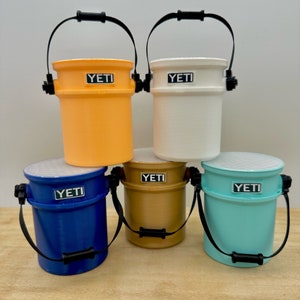 1:6 Scale Miniature Yeti Bucket with lid | 3D Printed