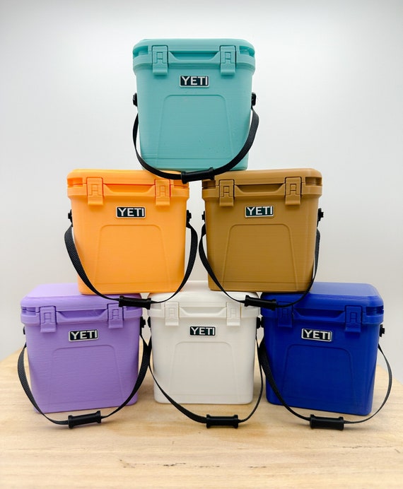 1/10 Scale YETI Cooler SCX10 1:10 Icechest Mini Solid Colors 