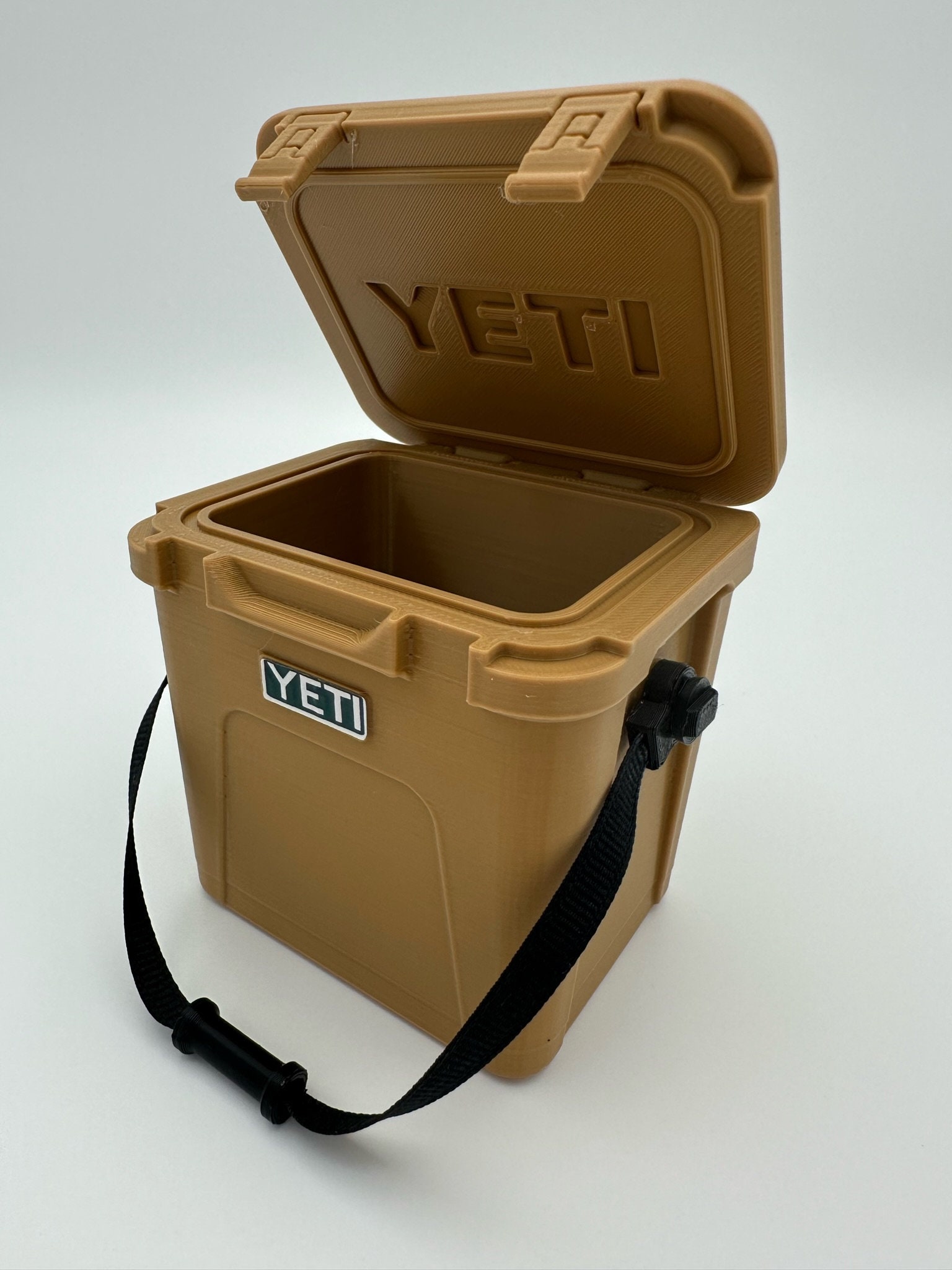 1:6 Scale Miniature Yeti Cooler Roadie 3D Printed - Etsy Canada