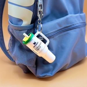Porte-clés Stanley imprimé en 3D : porte-bâtonnets colorés