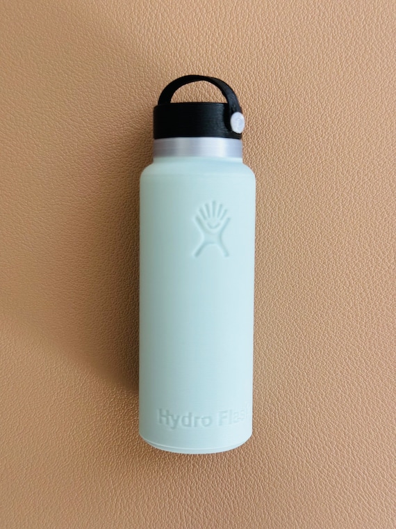 32 oz stainless steel tumblers Hydrapeak Nomad Custom Engraved Tumblers main image 0