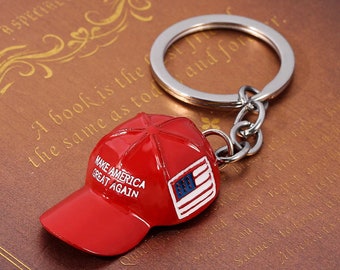 Llavero con gorra MAGA: colgante de gorra de béisbol roja