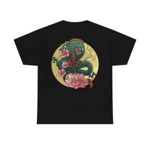 Moon en Dragon T-Shirt • t-shirt • Japans • Japanse stijl • T-shirt • cadeau voor hem • cadeau voor haar • Dragon t-shirt • grafisch T-shirt
