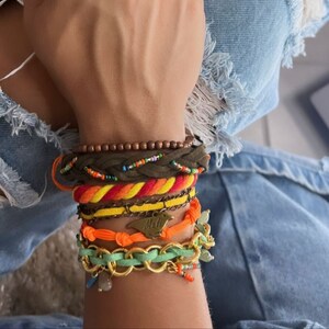 Braided Bracelet Set: Colorful Woven Boho Style