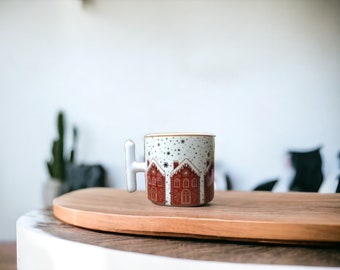 Cookie House Design Mug - Whimsical Ceramic Cup - Unique Home-Inspired Drinkware - Charming Kitchen Accessory