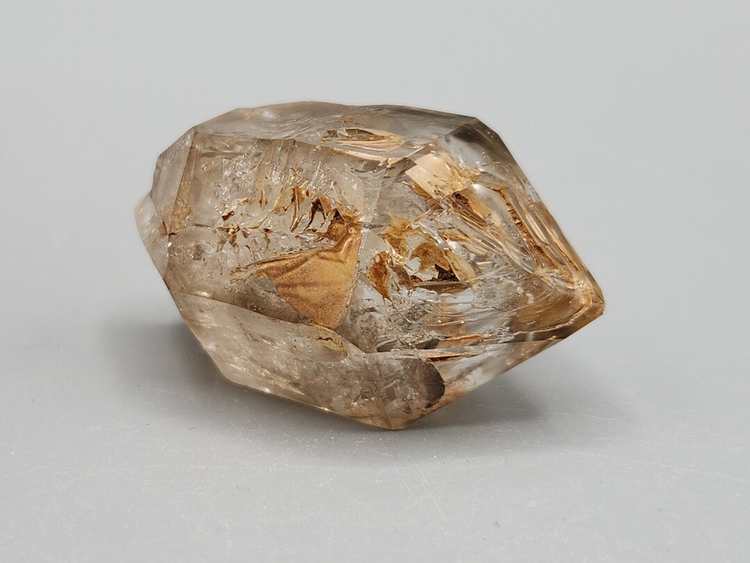 High-Clarity Inclusion Quartz with Skeletal Features – Goboboseb Mountains, Namibia – Collector Specimen (30mm)