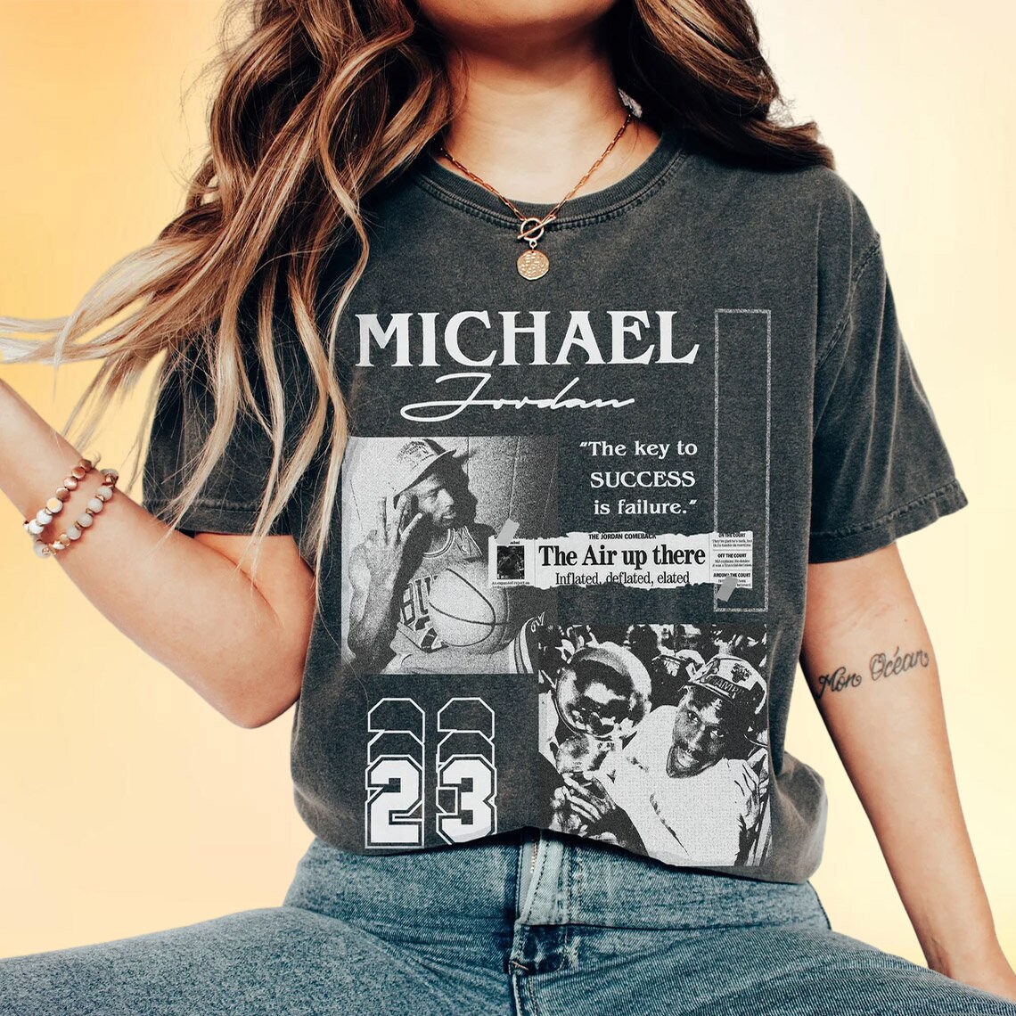 Michael Jordan Graphic Tee Shirt Sweatshirt Hoodie Chicago Bulls Basketball Shirts Michael Jordan Vintage Shirt Michael B Jordan 2023 Nba T Shirt With Signature NEW - Laughinks