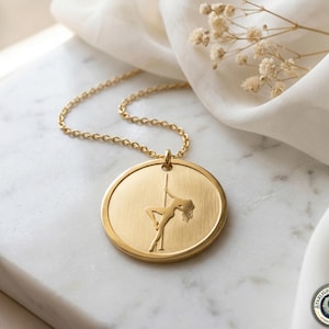 Collana con ciondolo a forma di ballerina di pole dance in oro, gioiello con silhouette di fitness aereo, ciondolo che infonde sicurezza alle ballerine.