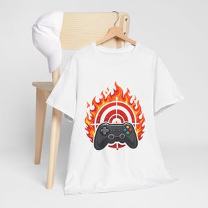 Camiseta de jugador con objetivo bloqueado / Diseño de controlador de fuego