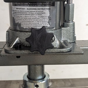 Bottle Jack Thumb Knob