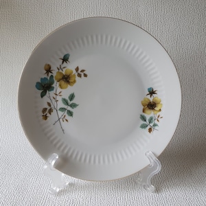 Scherzer Bavaria vintage breakfast or dessert plate with flowers and gold edge Ø 21 cm