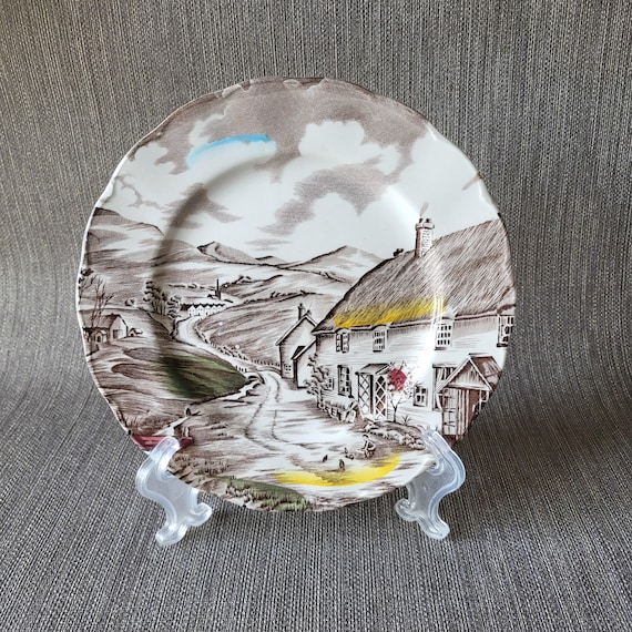 W.H. Grindley Staffordshire Vintage Breakfast or Dessert Plate