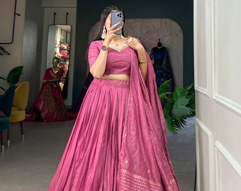 Belle designer Chanderi Lehenga avec bordure de tissage Zari, choli Lehenga, lehenga de demoiselles d'honneur, vêtements de cérémonie Lehenga.