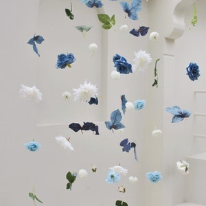 Hangende bloemenslinger, aangepaste hangende bloemenset, DIY plafondbloemset, zwevende bloem muur hangende achtergrond, bloemenslinger muurdecoratie