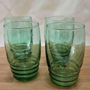 Vintage Green Swirl Optical Illusion 12oz Drinking Glasses. Small Tumbler Drinking Glasses. Green Juice Glasses.