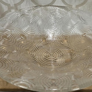 Vintage Swirl Blown Italian Style Glass Serving Bowl.
