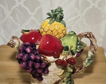 Vintage Fruit Basket Teapot: Grapevine Ceramic Teapot