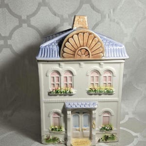 Vintage Avon Townhouse Canister Collection Cookie Jar.