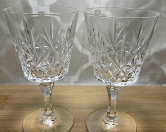 Vintage kristall Chantilly Taille Beaugency vinglas av Cristal D'Arques-Durand. Set om 2.