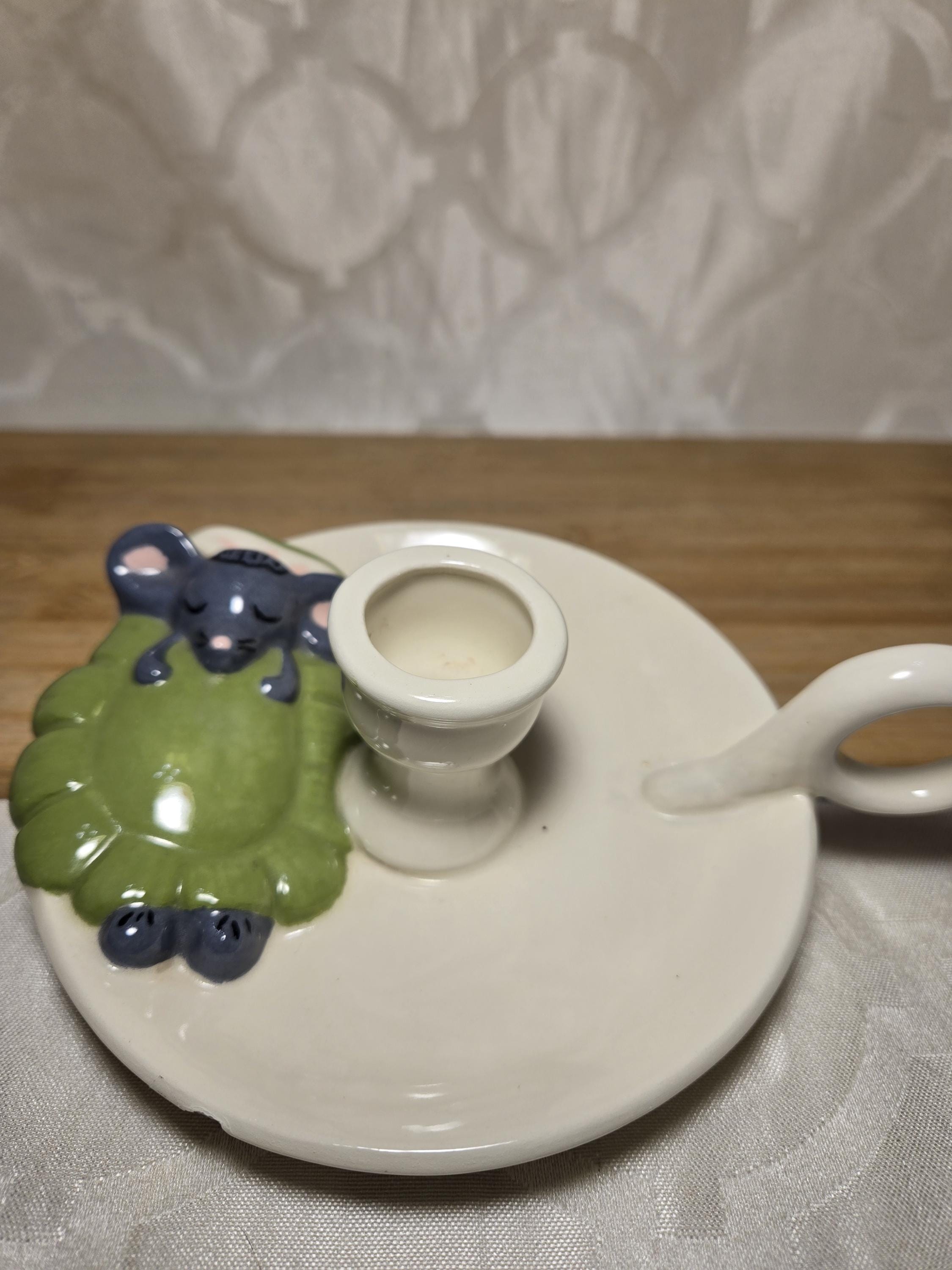 レトロ　ネズミ　キャンドルホルダー　陶器　置物 ヴィンテージの眠っているネズミの陶器製キャンドルホルダー - Etsy 日本