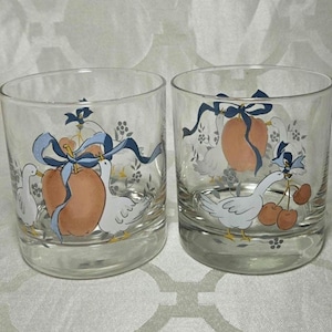 Vintage Country Blue Ribbon Goose Juice Drinking Glasses. Set of 2. Blue Ribbon Country Goose Barware.